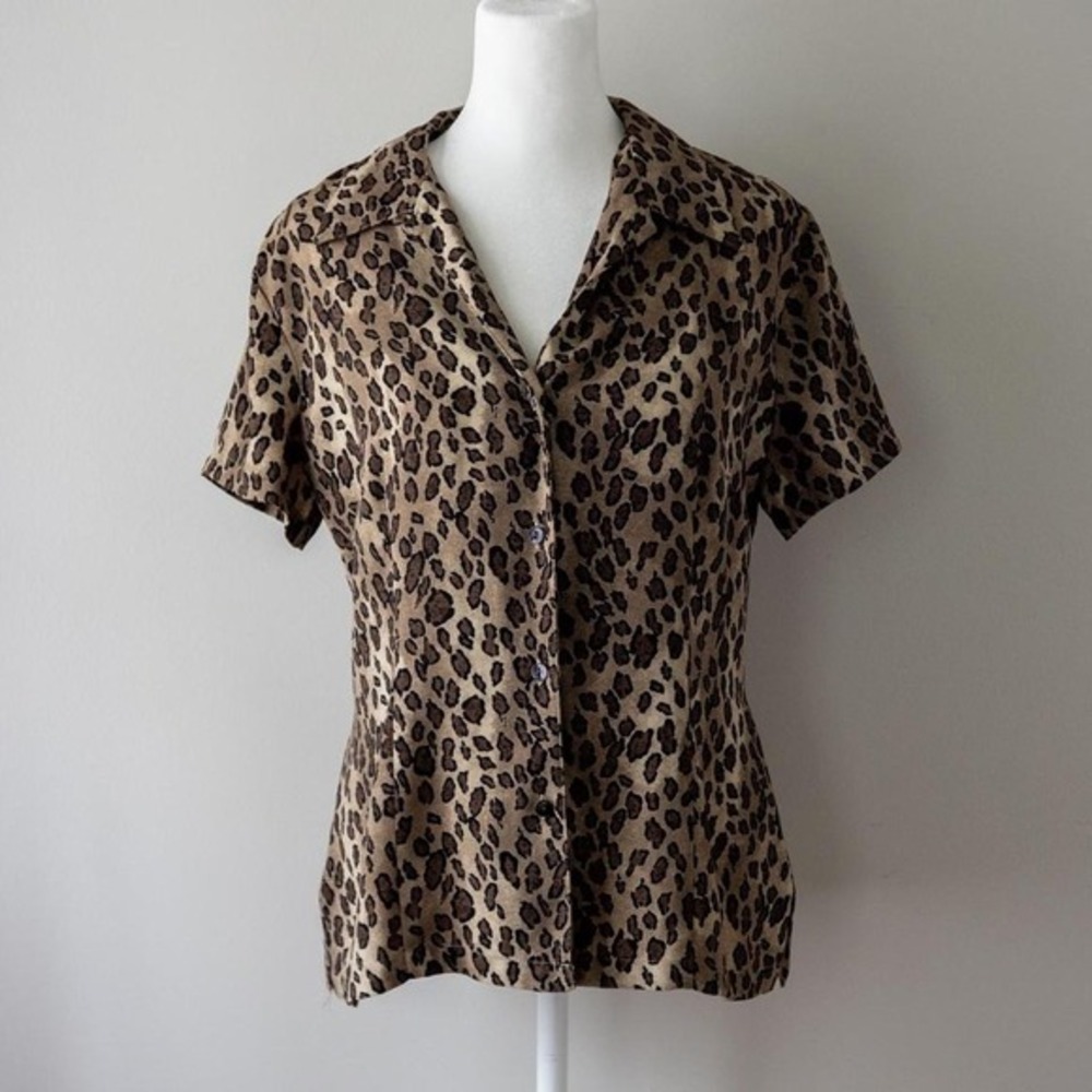 Emma James Leopard Print Button Down Blouse‎